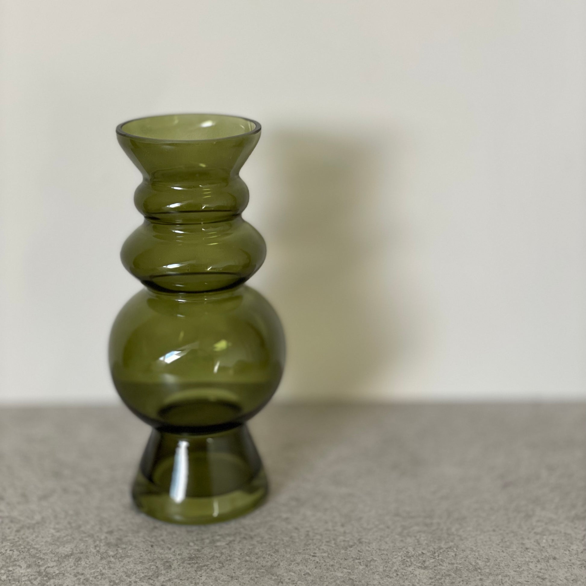 Dining - Glass Vase-baesha