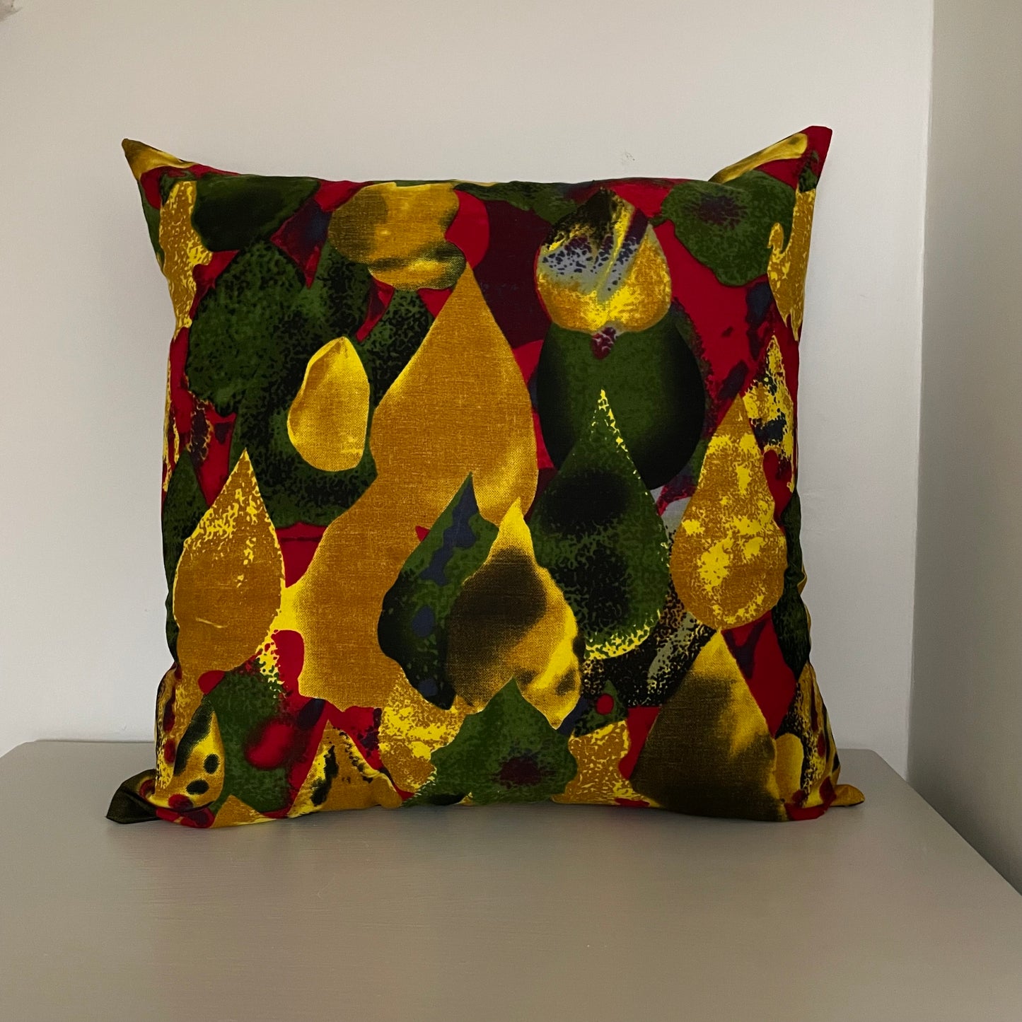 Cushion - Paint Yellow/Green-baesha
