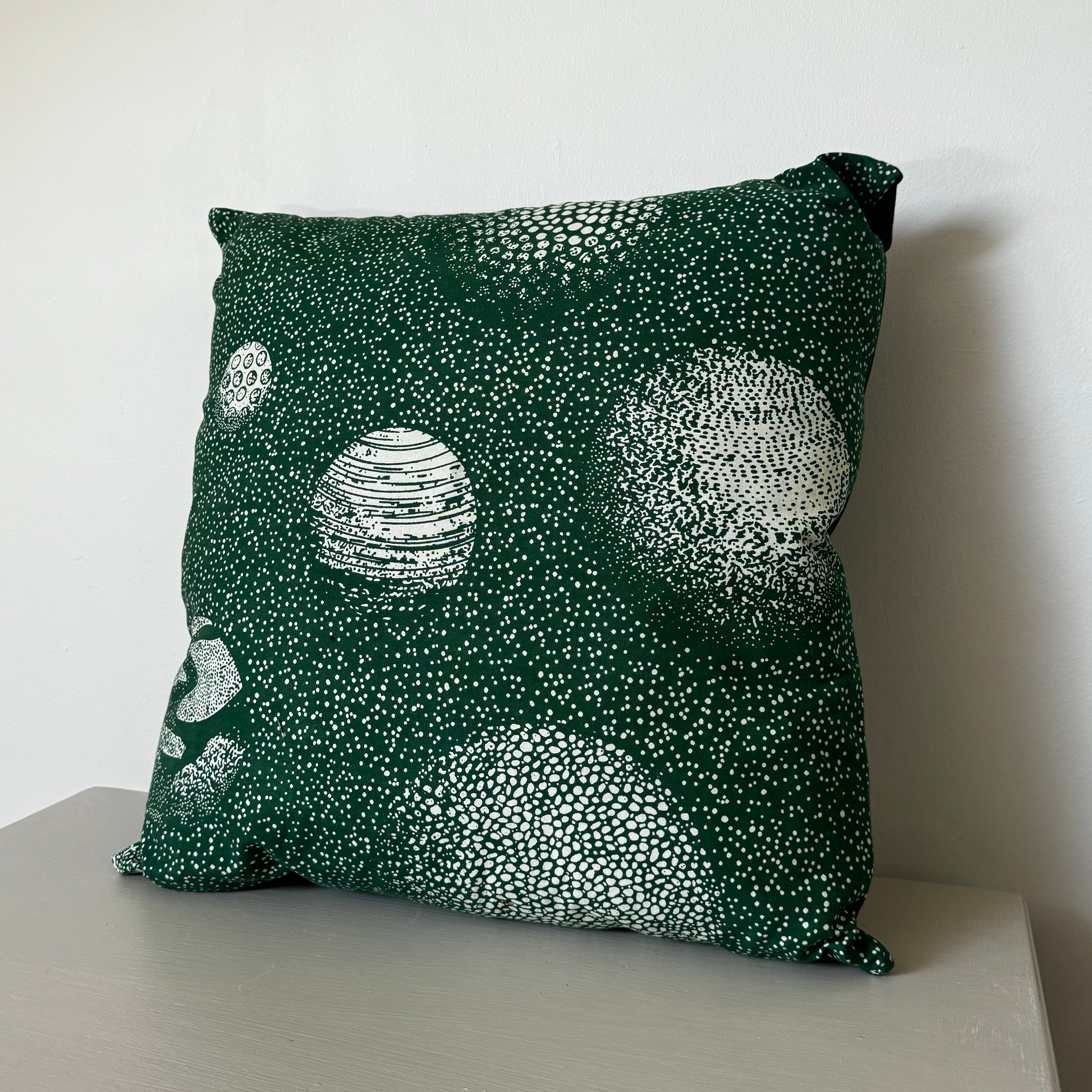 Cushion - Green Planets Circles-baesha