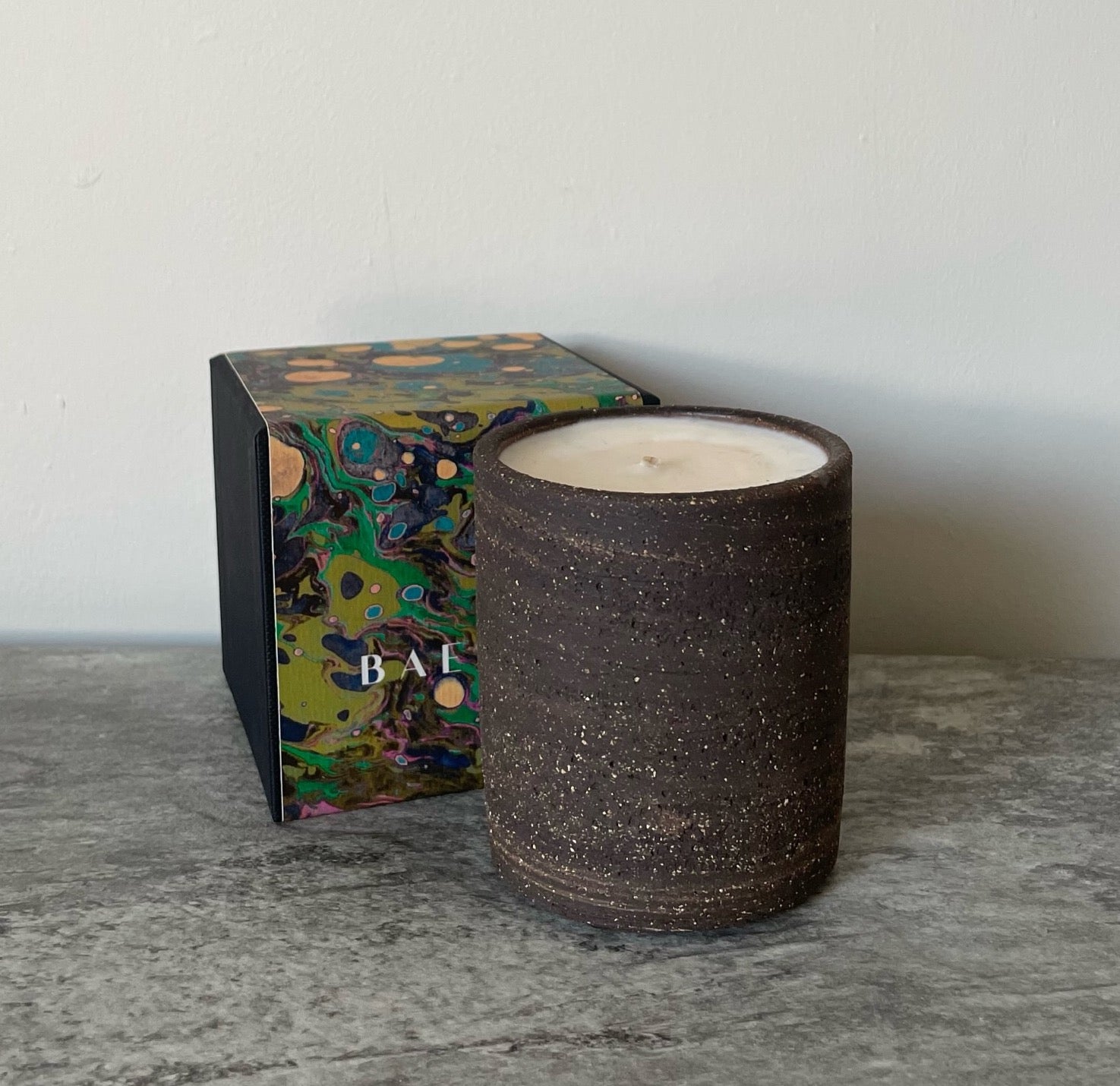 Candle (Refillable) - Earthy-baesha