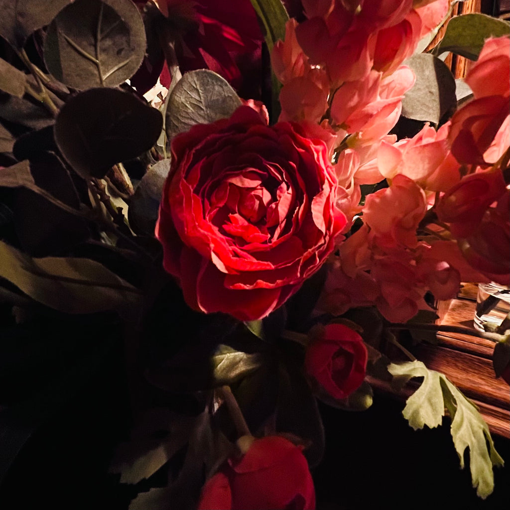 Hold / Rose Garden → Echo-baesha